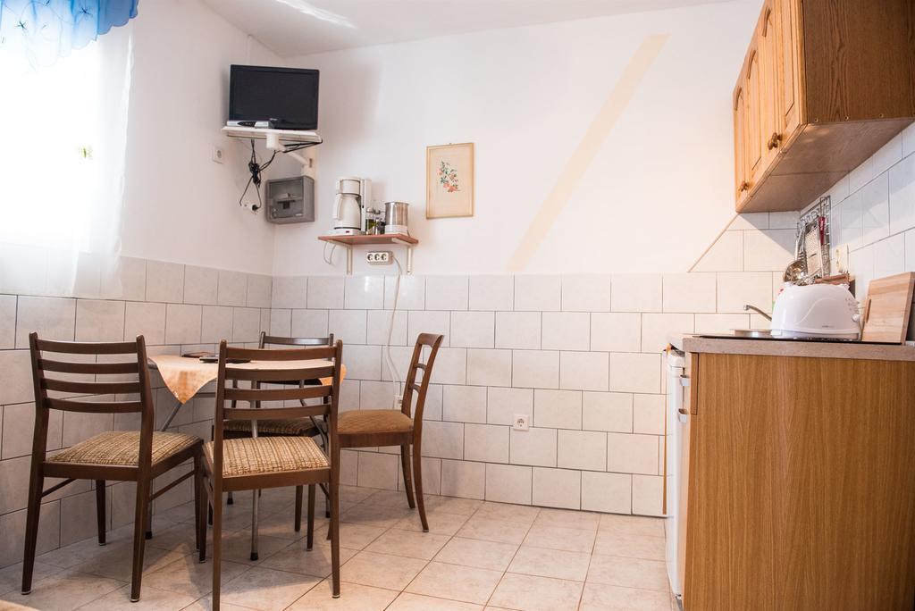 Apartments Ljubica Rogoznica  Buitenkant foto