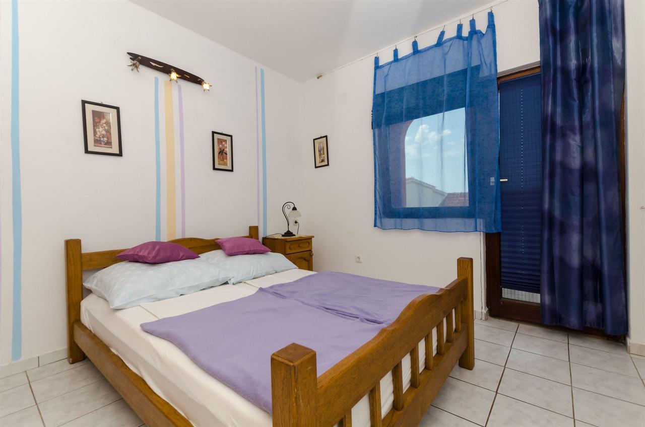 Apartments Ljubica Rogoznica  Buitenkant foto
