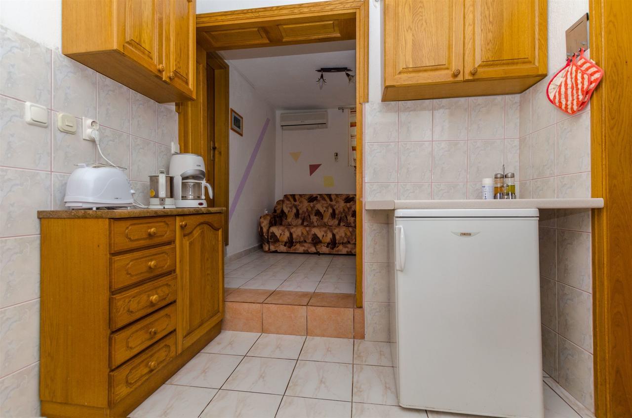 Apartments Ljubica Rogoznica  Buitenkant foto